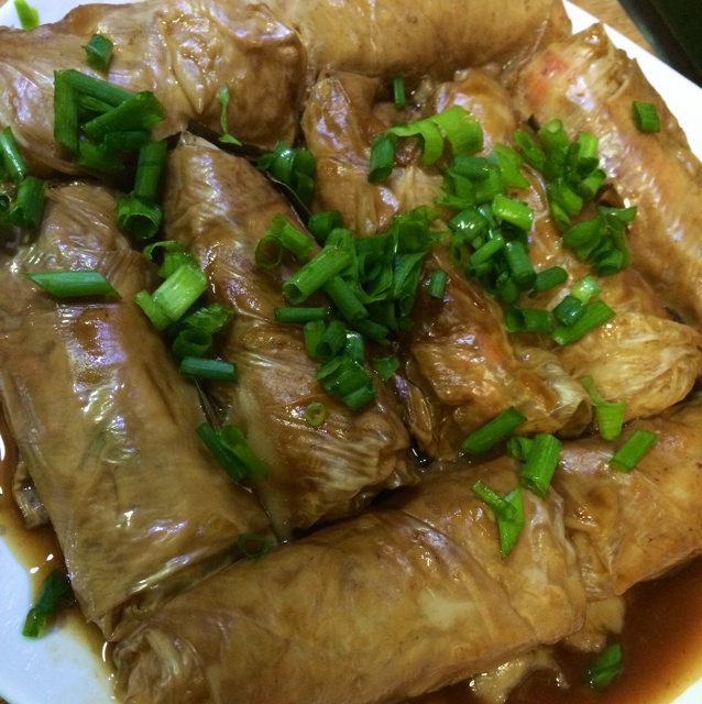 头姐姐无欲无求做的豆腐衣包肉