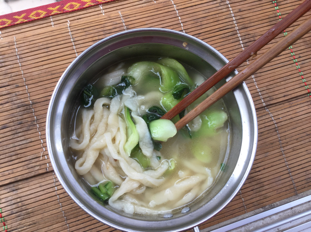 家庭版兰州牛肉面—拉条子