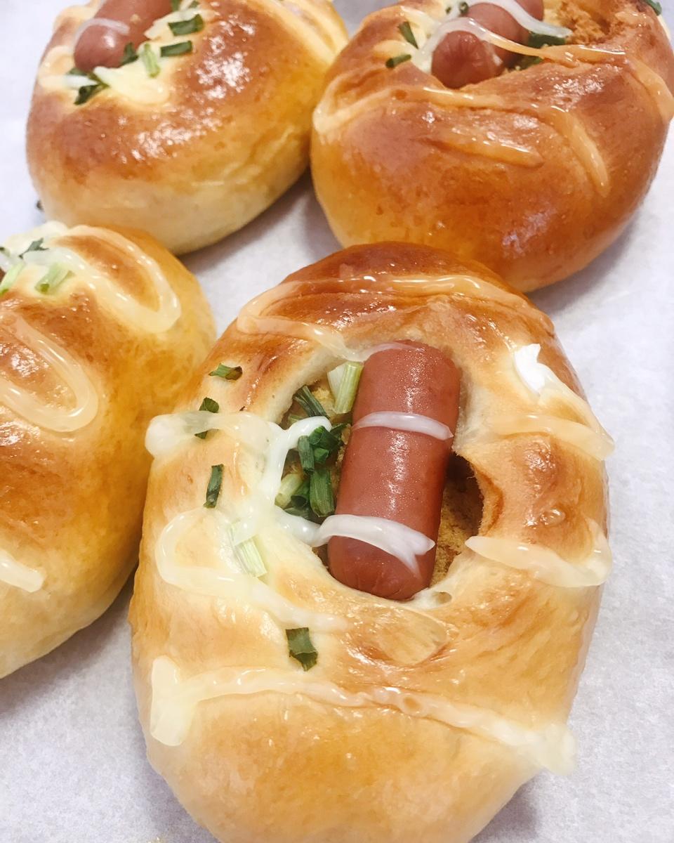香肠肉松芝士面包（咸口面包）