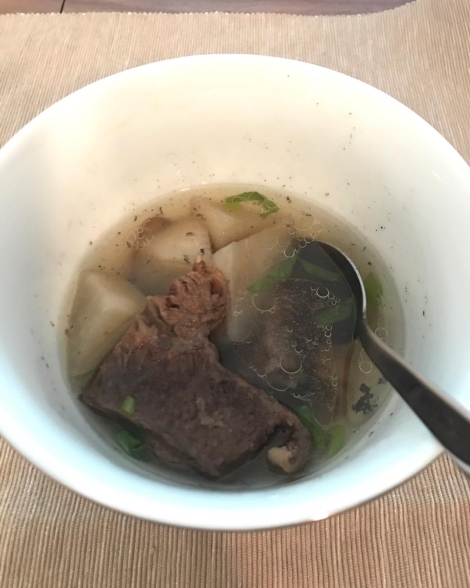 萝卜牛骨汤