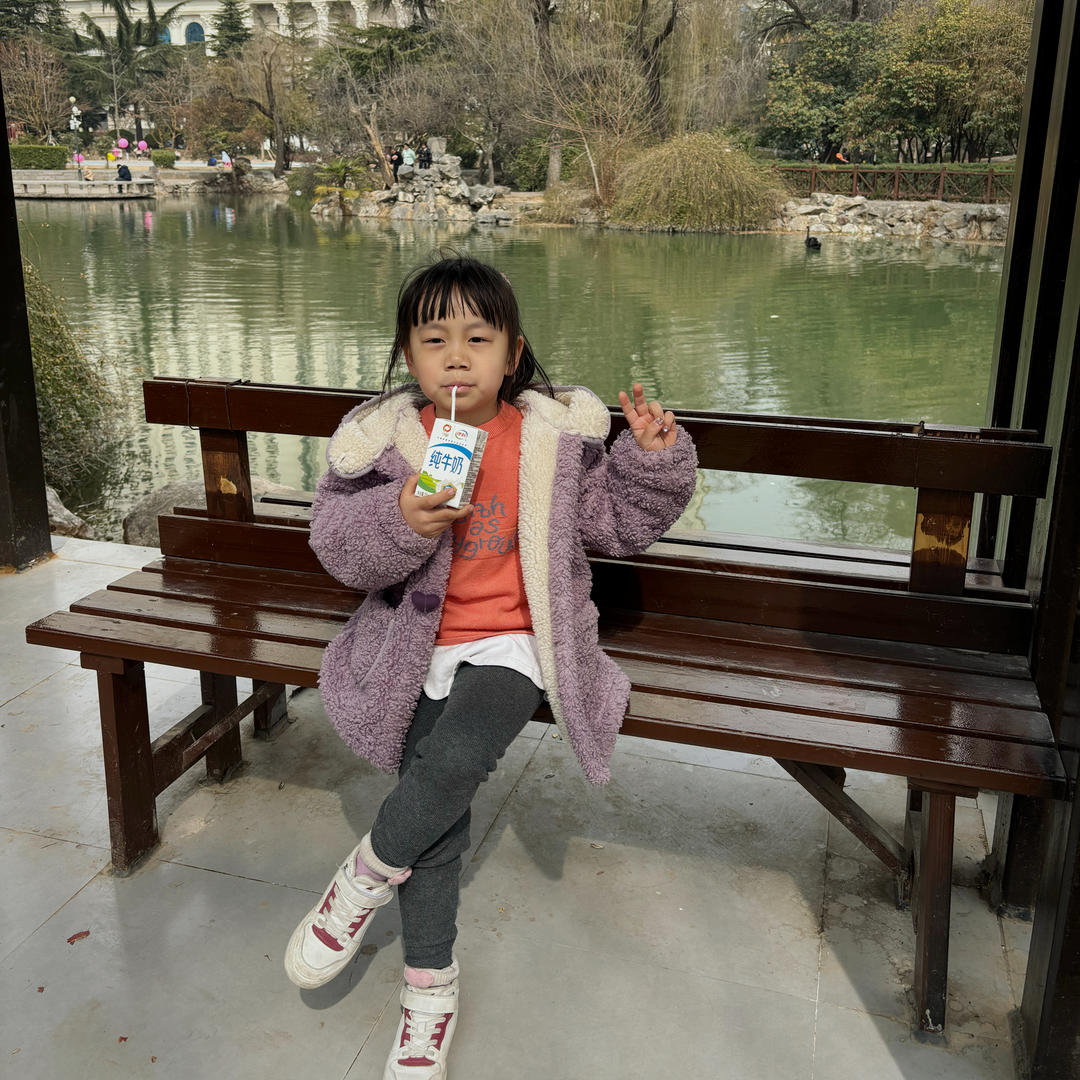 吃货小妞吖