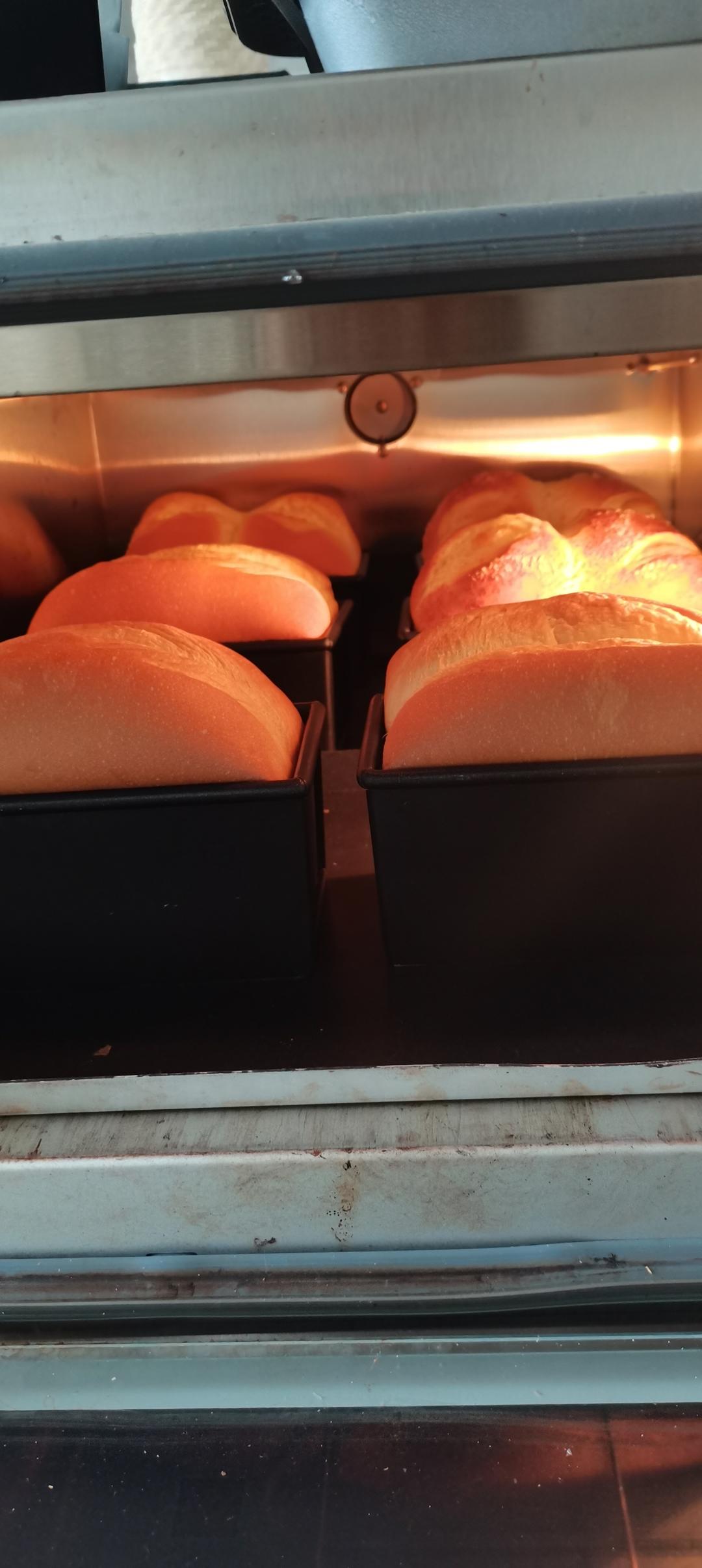 超软鲜牛乳巨蛋吐司