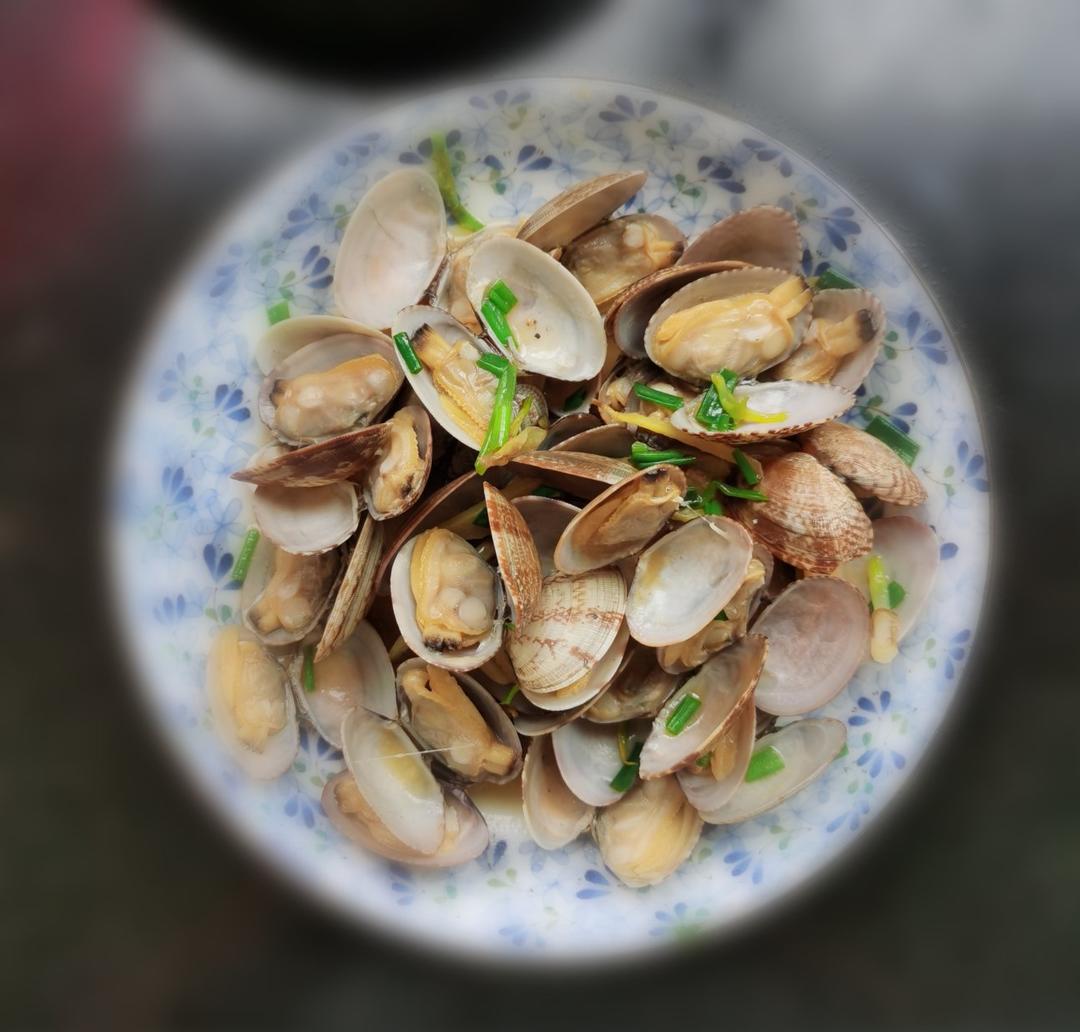 葱炒花蛤