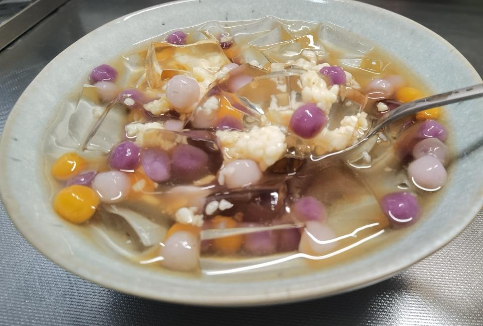醪糟芋圆凉粉