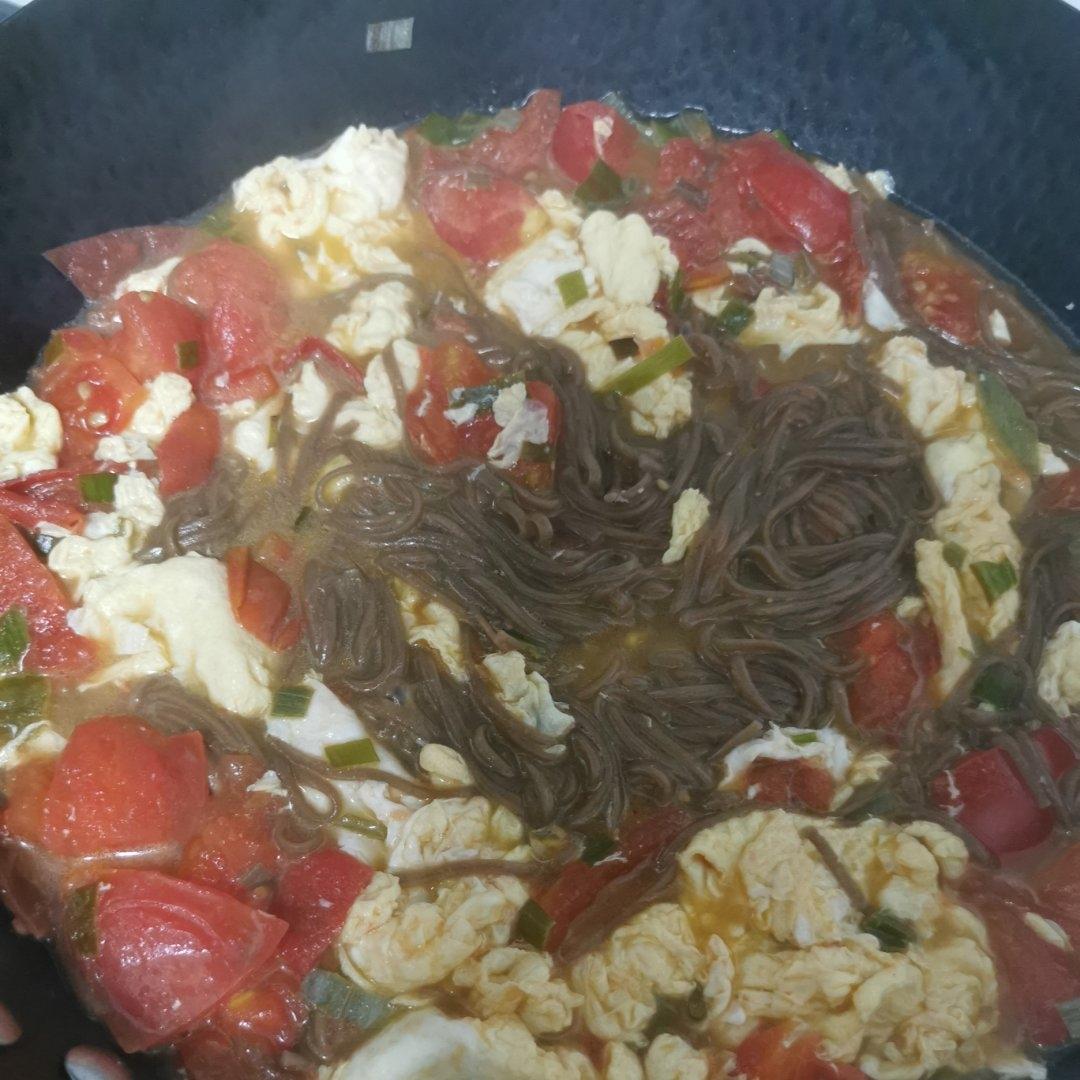 放弃清淡的挂面｜来份番茄鸡蛋浓汤面