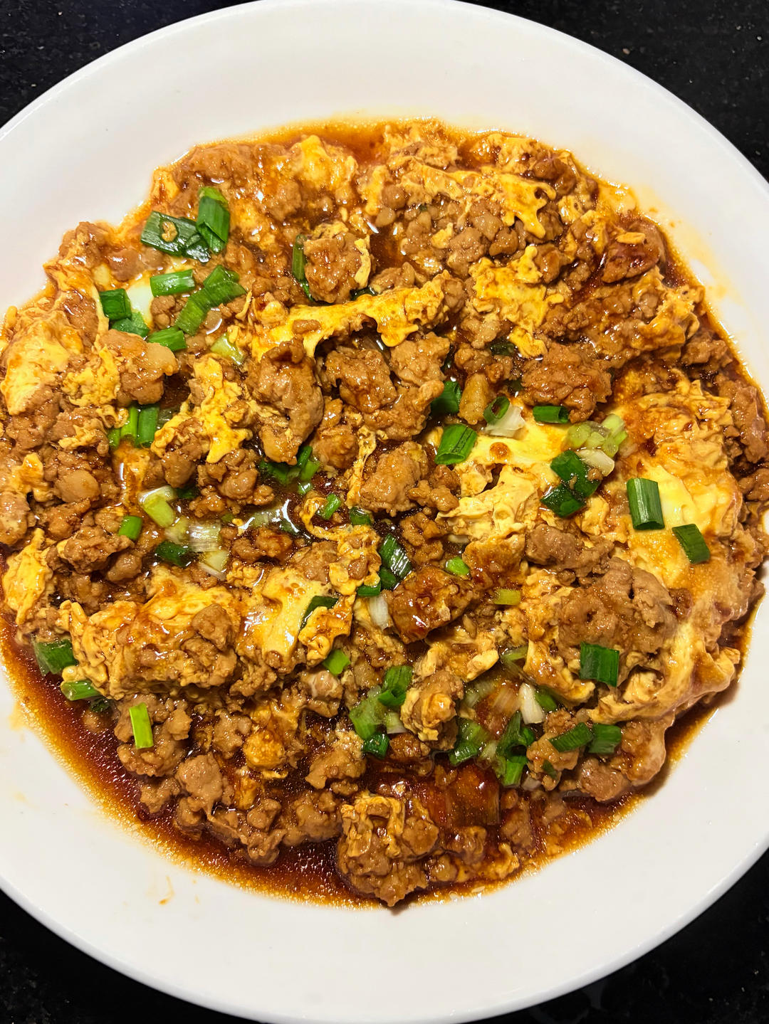 软嫩爆汁的肉末焖蛋