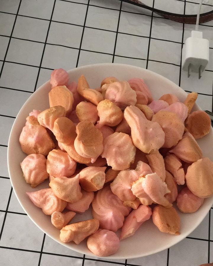 迷人的火龙果溶豆酸奶溶豆宝宝辅食
