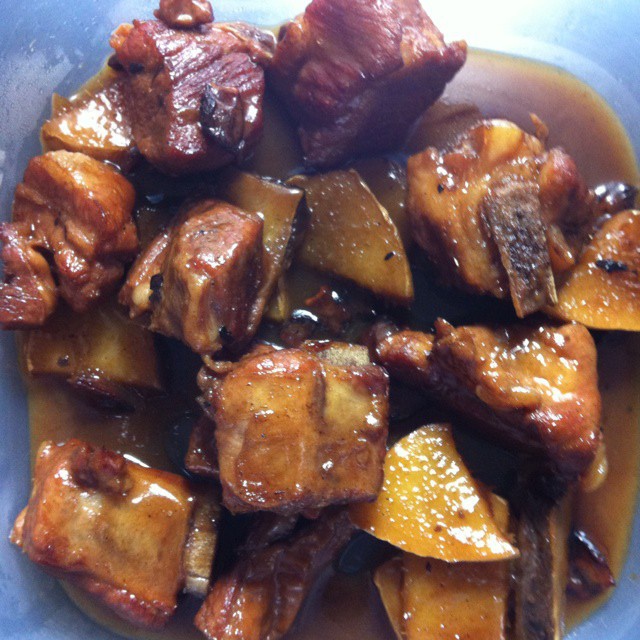 红烧排骨