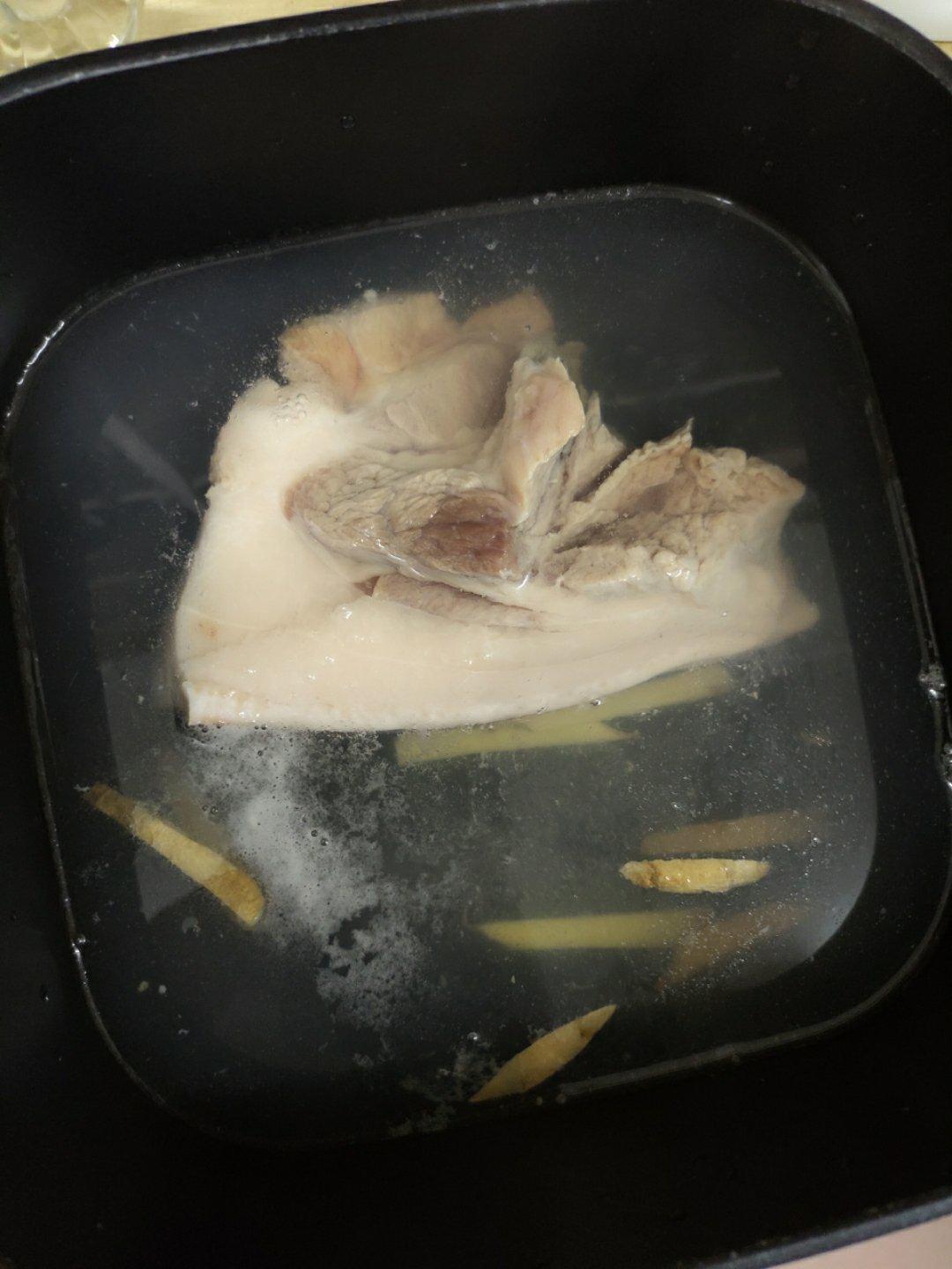 特制包菜回锅肉