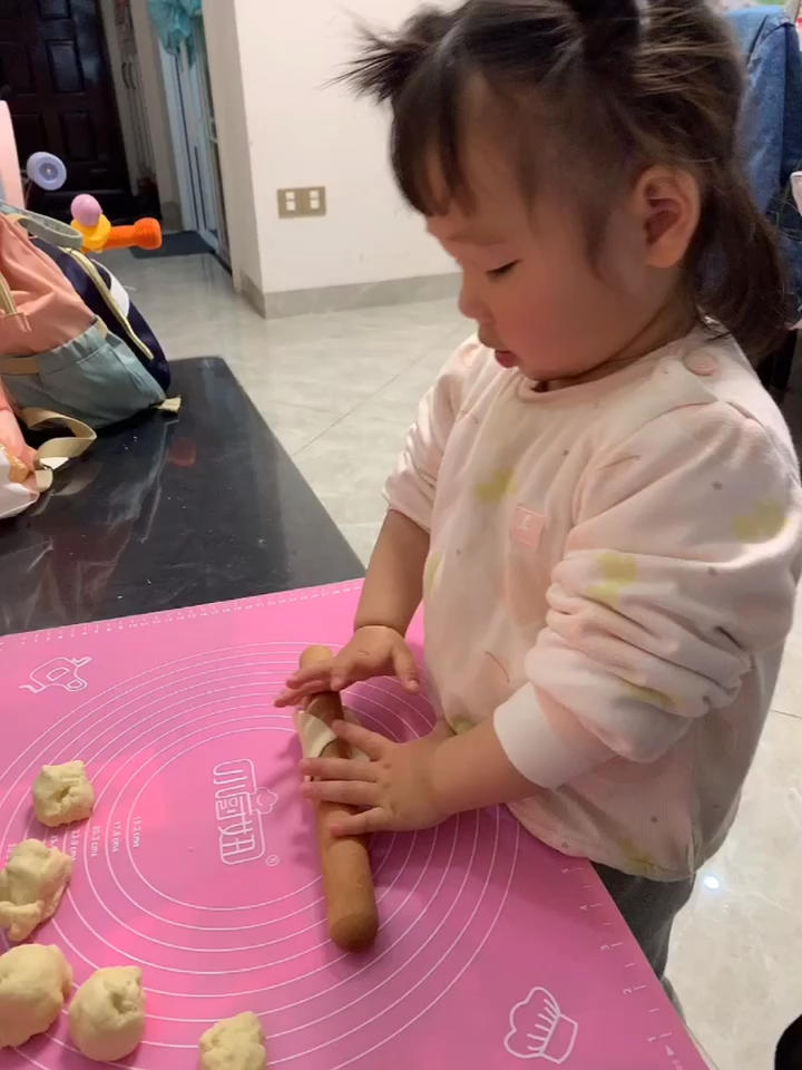牛奶小馒头