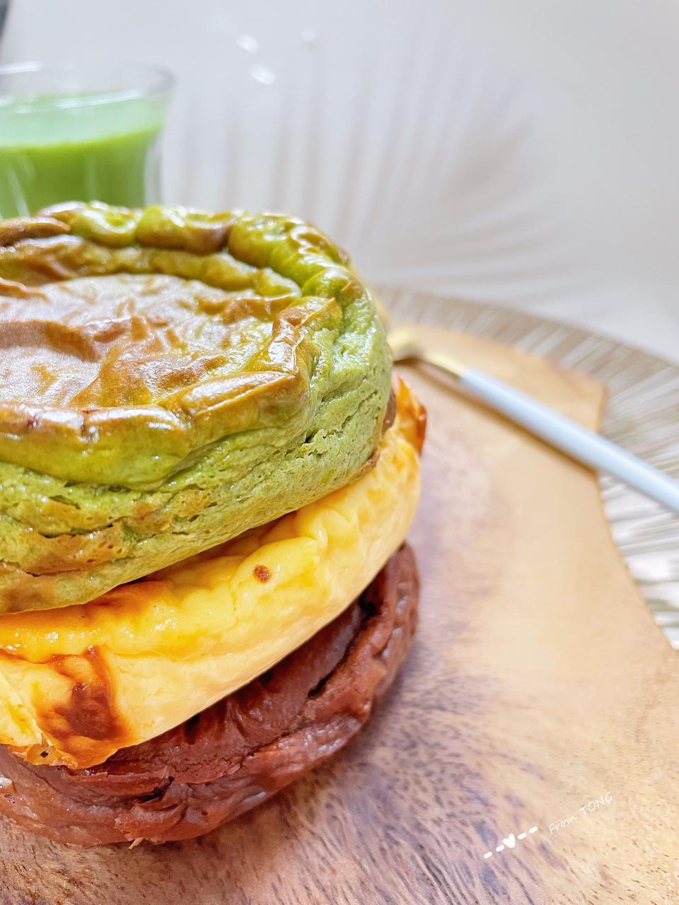 一次性搞定三个口味生酮酸奶巴斯克蛋糕(原味、巧克力味、抹茶味)的做法