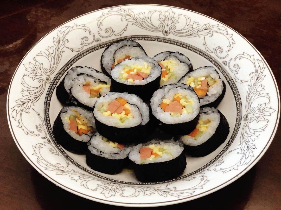 自制寿司（含寿司醋配方和超详细寿司卷法）