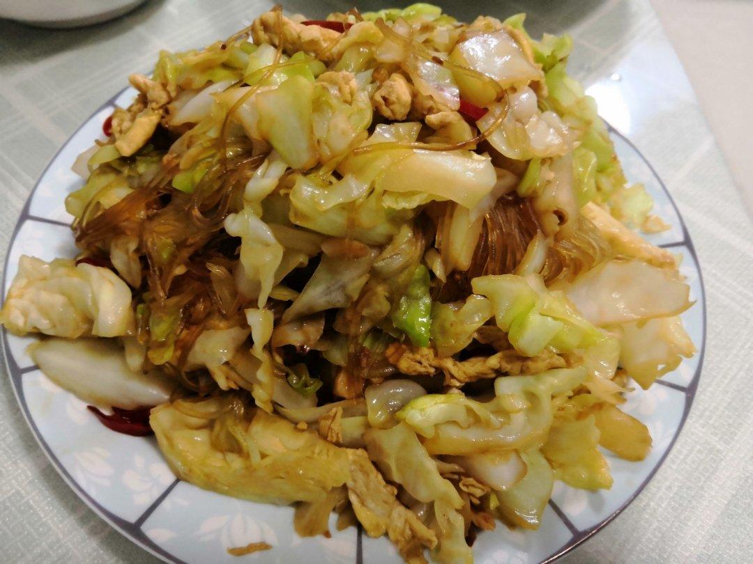 包菜粉丝炒鸡蛋