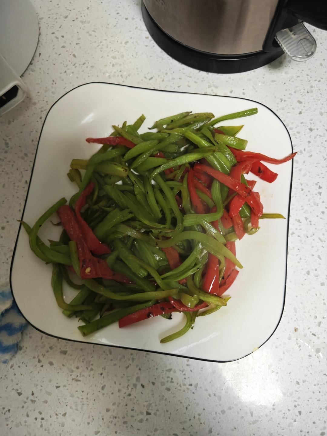 清炒莴笋丝