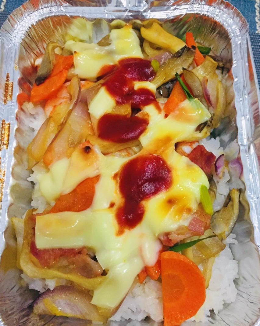 鲜虾培根芝士焗饭