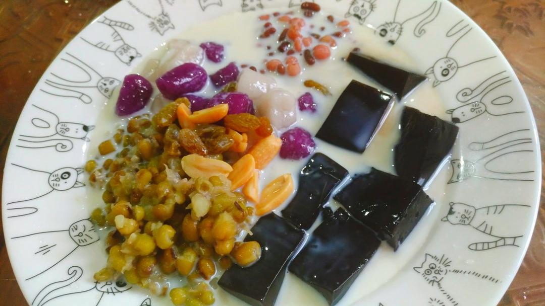 芋圆红豆奶茶