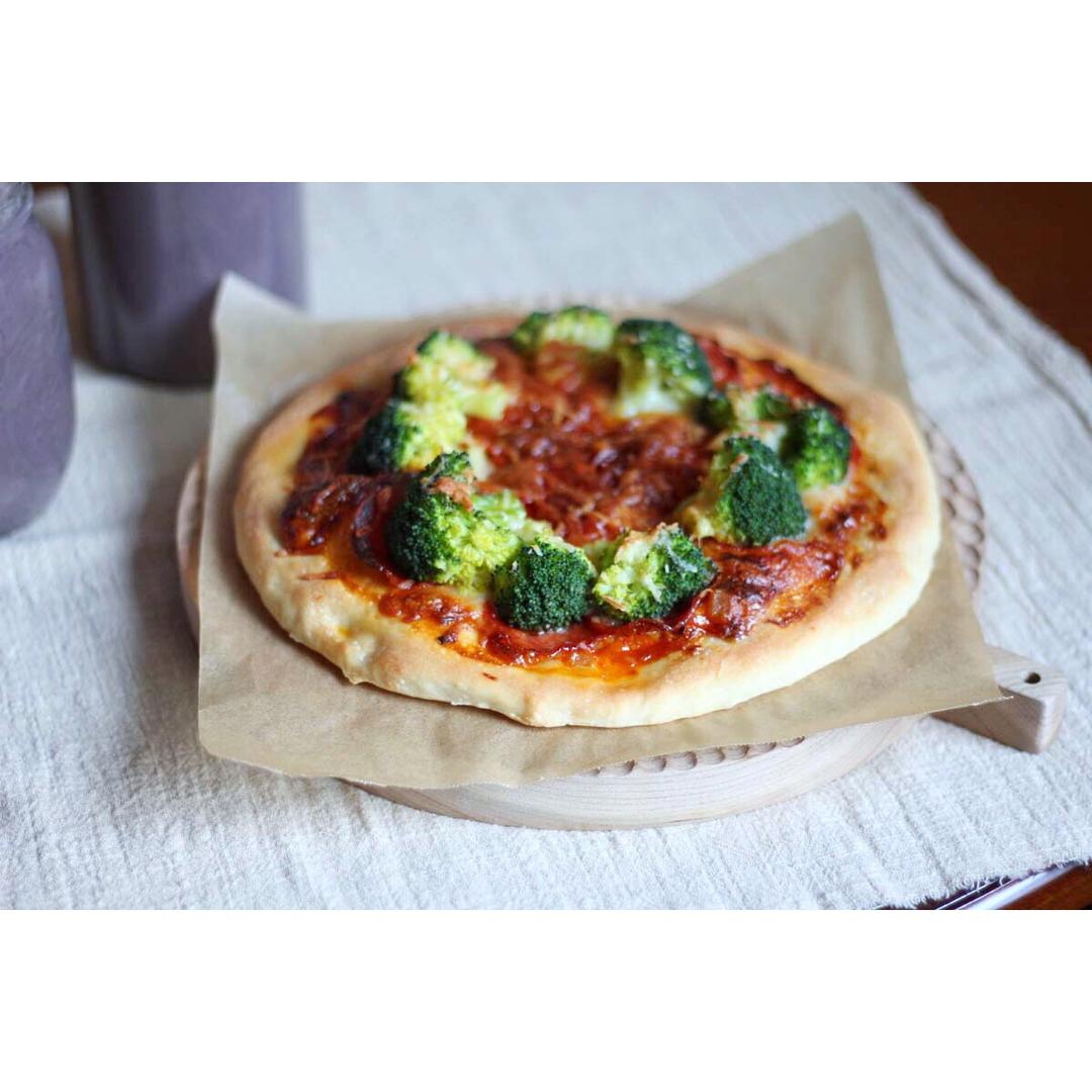 菁菁jing做的薄脆披萨(附五星酒店饼底配方)