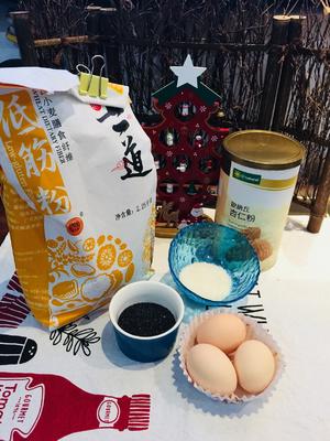 芝麻杏仁饼干的做法 步骤1