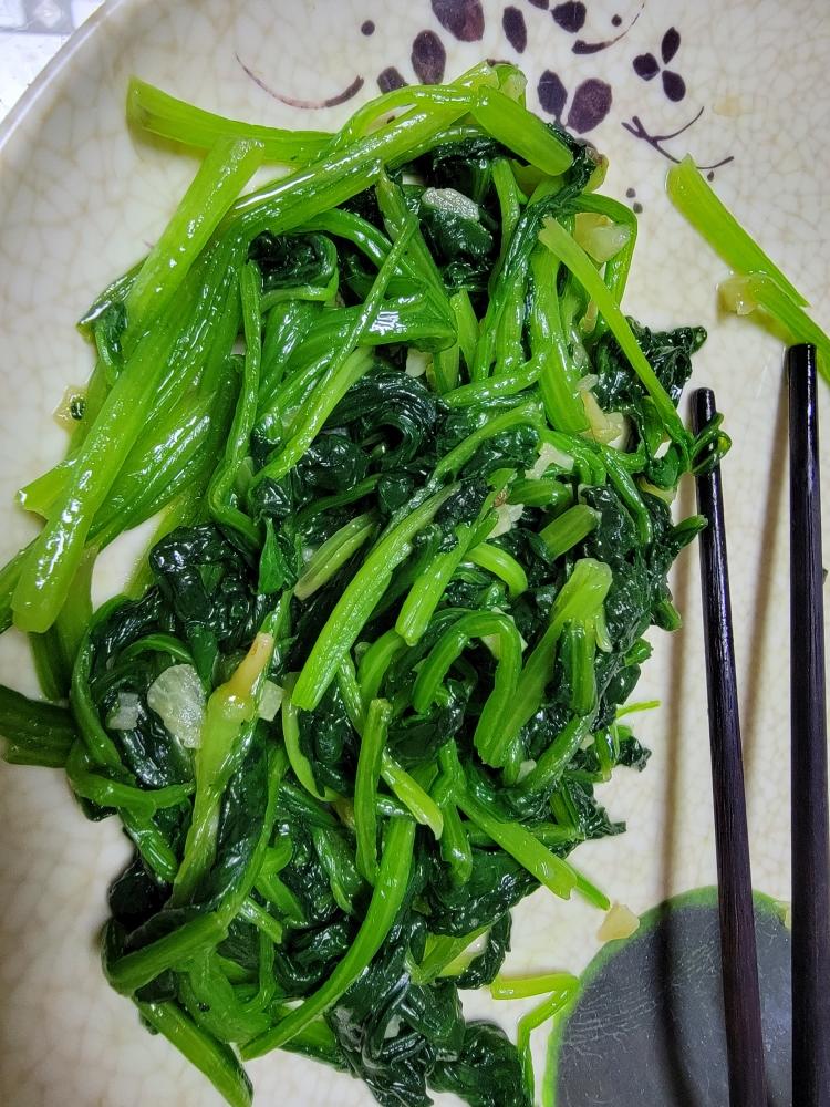 清炒菠菜