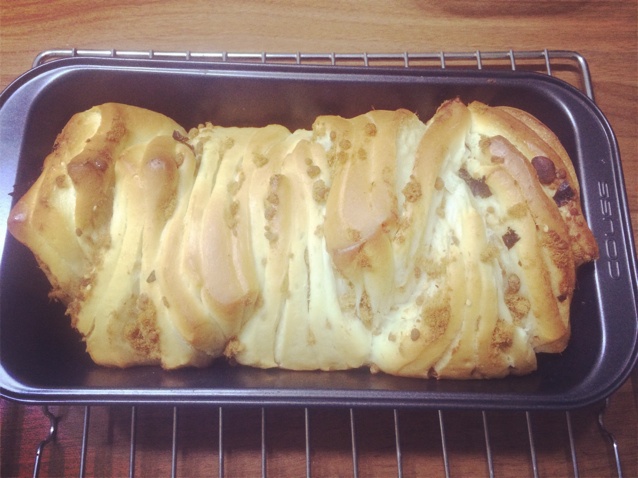 手撕千层肉松面包