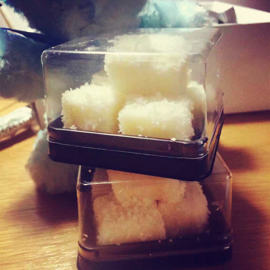 完胜85度C牛奶椰丝小方