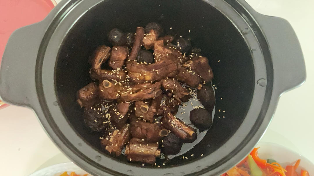 一嘬就脱骨的雪碧话梅小排