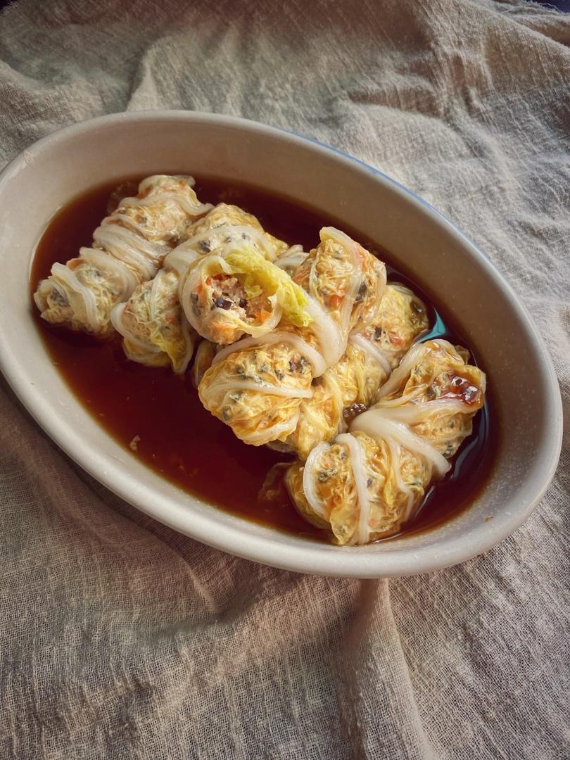 白菜卷+黄豆炖猪蹄—北鼎蒸炖锅