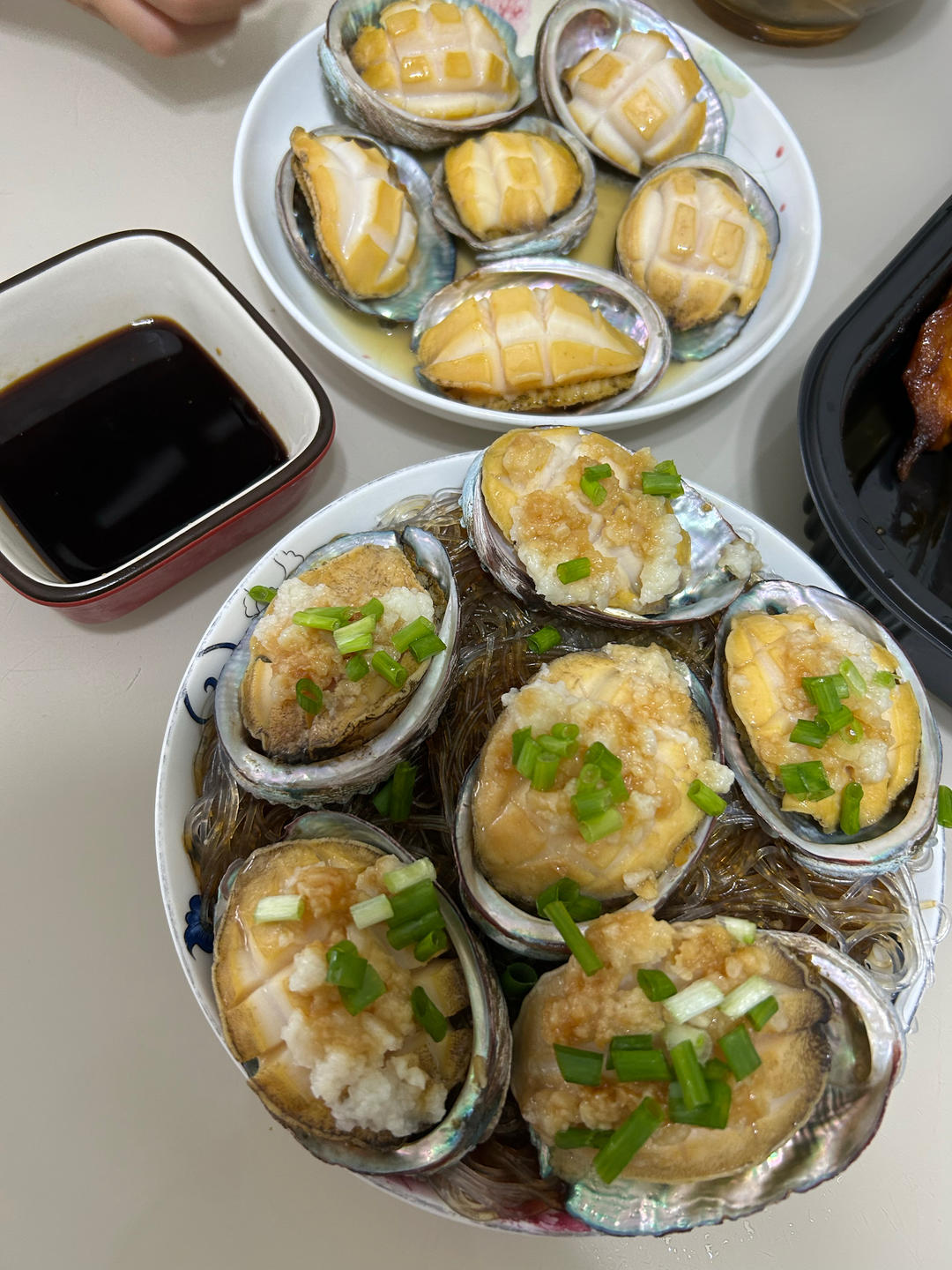 蒜蓉粉丝蒸鲍鱼