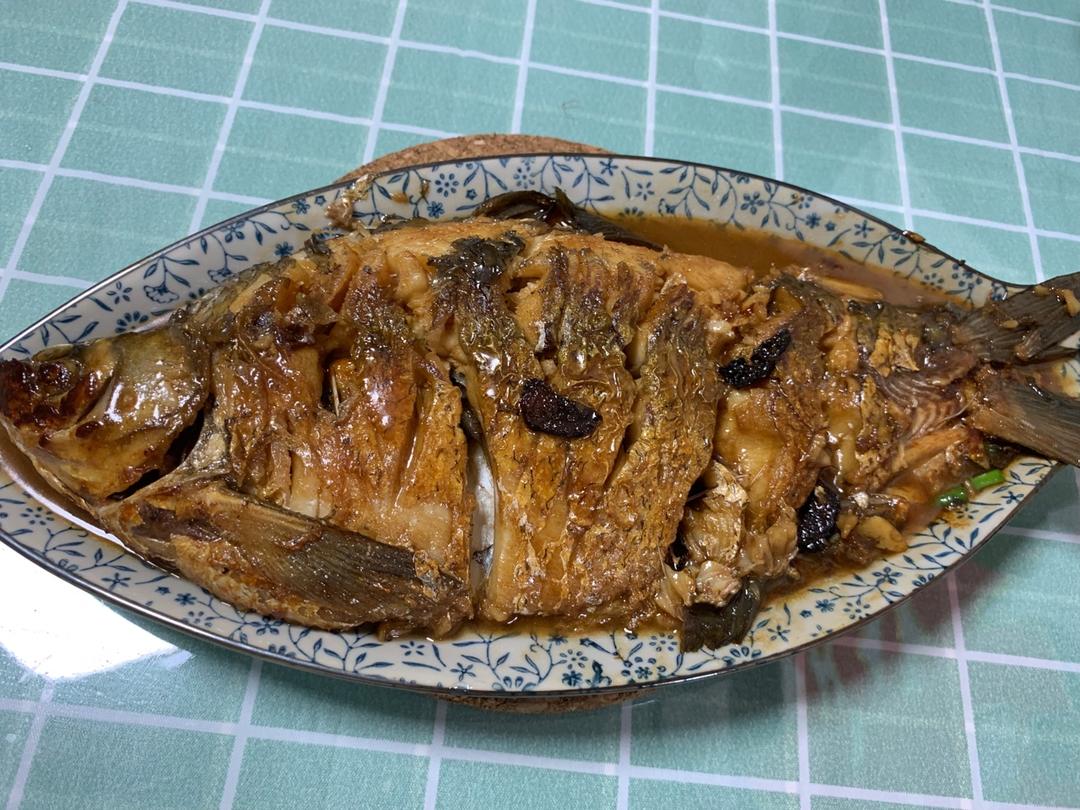 红烧鳊鱼