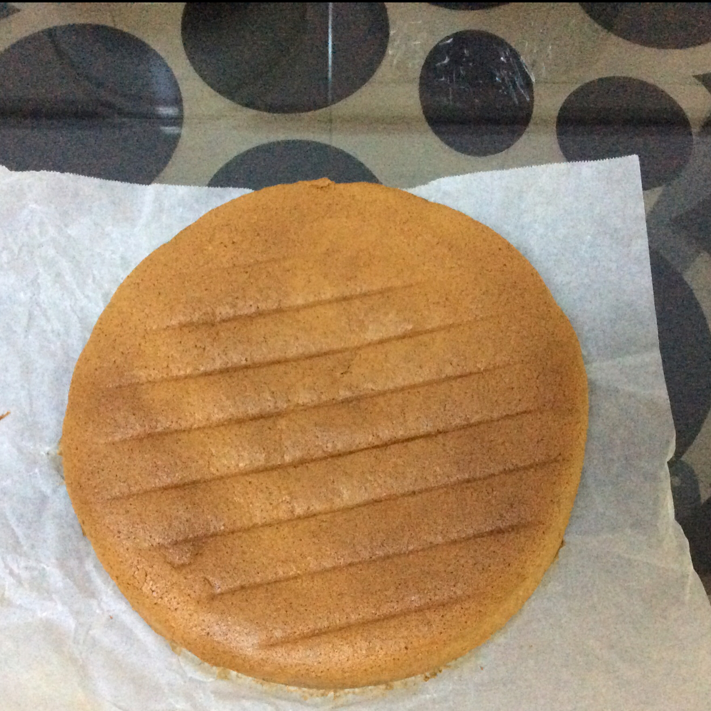 简单好做的8寸戚风蛋糕