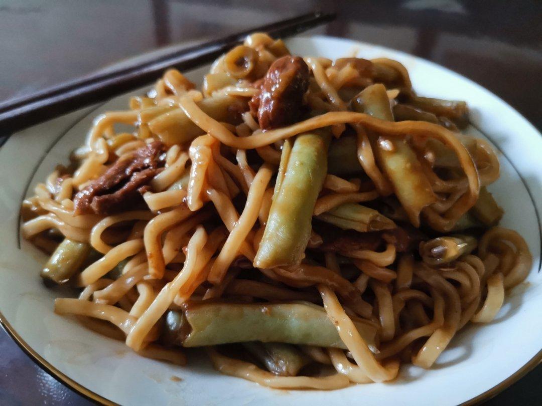 豆角焖面