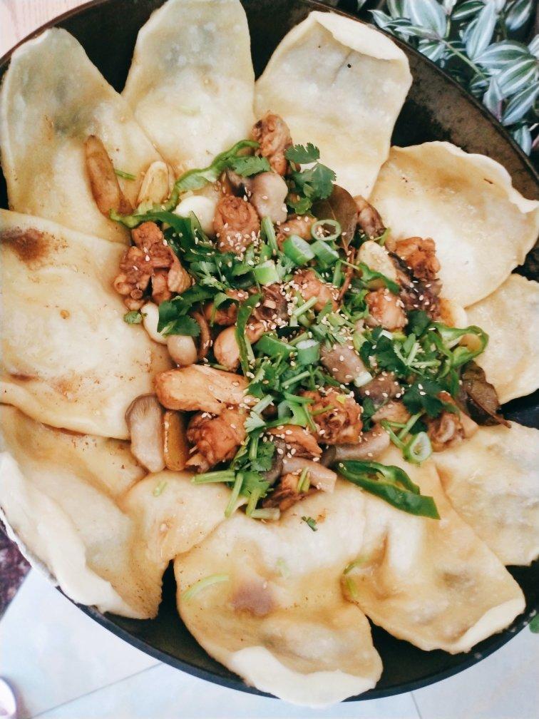 地锅鸡+自制红油【曼食慢语】