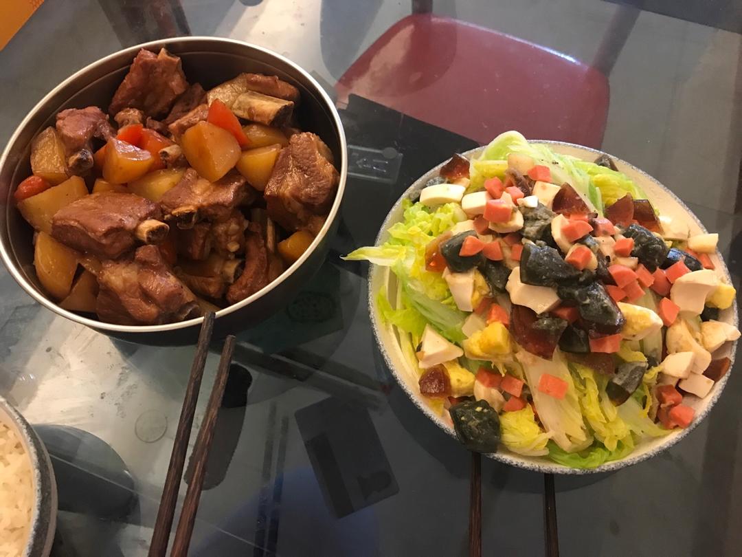 胡萝卜土豆炖排骨