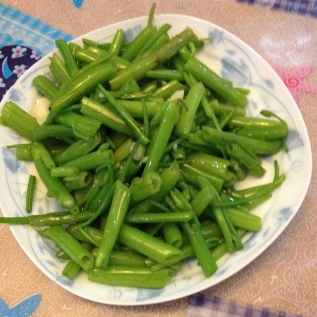 炝炒空心菜（不黑的秘密）