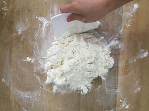 中式面点基本功—饺子皮的做法 步骤2