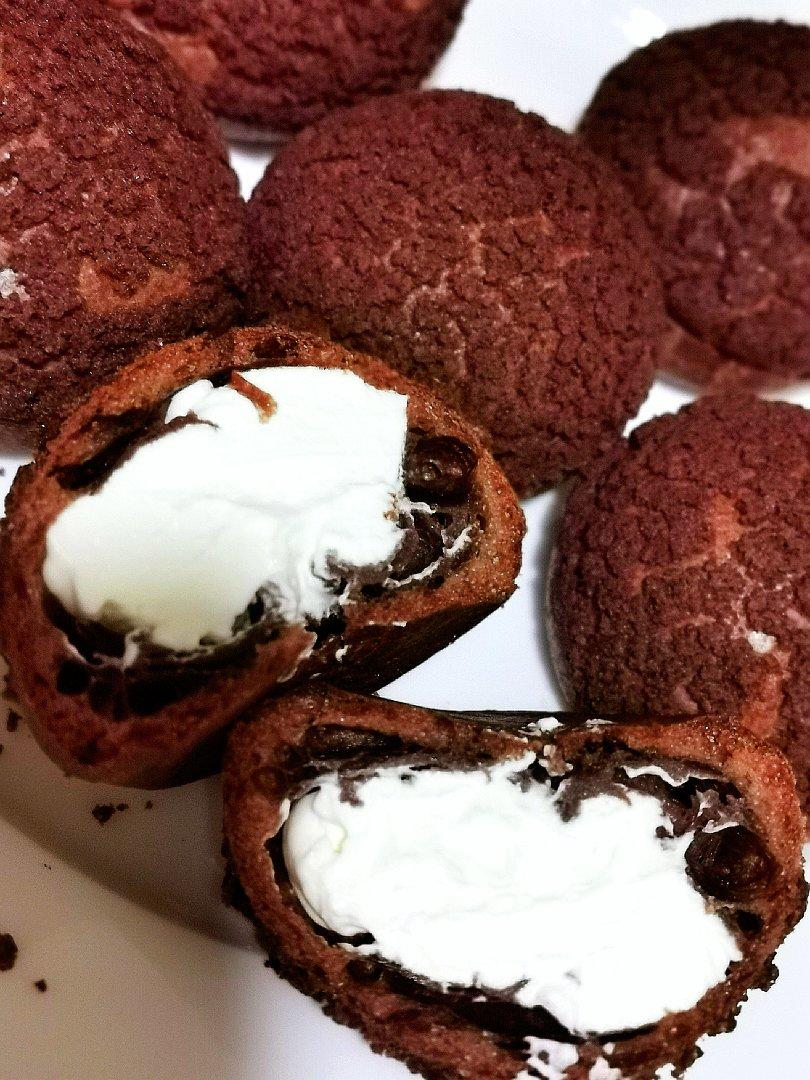 巧克力酥皮泡芙