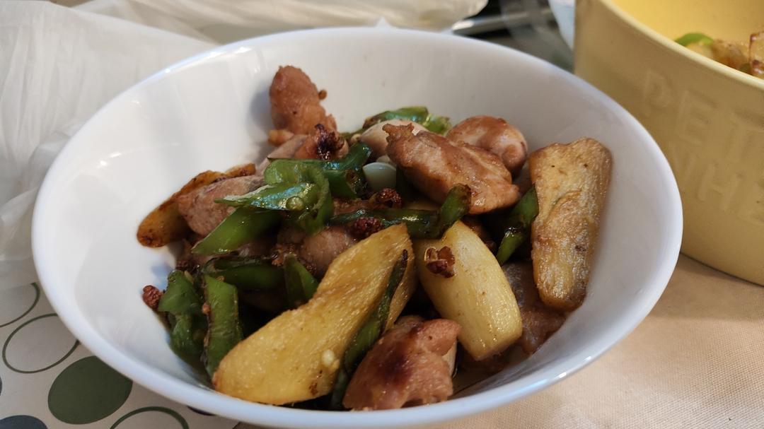青椒鸡腿丁