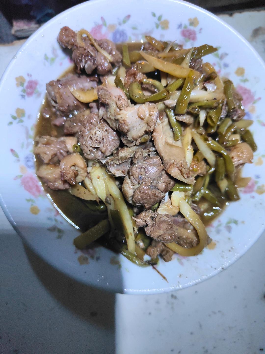 子姜炒鸭