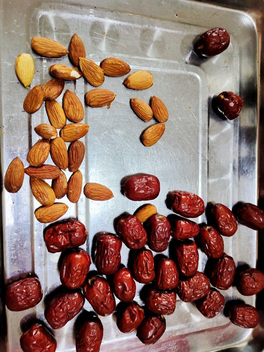 解锁网红～薛记炒货～坚果奶枣