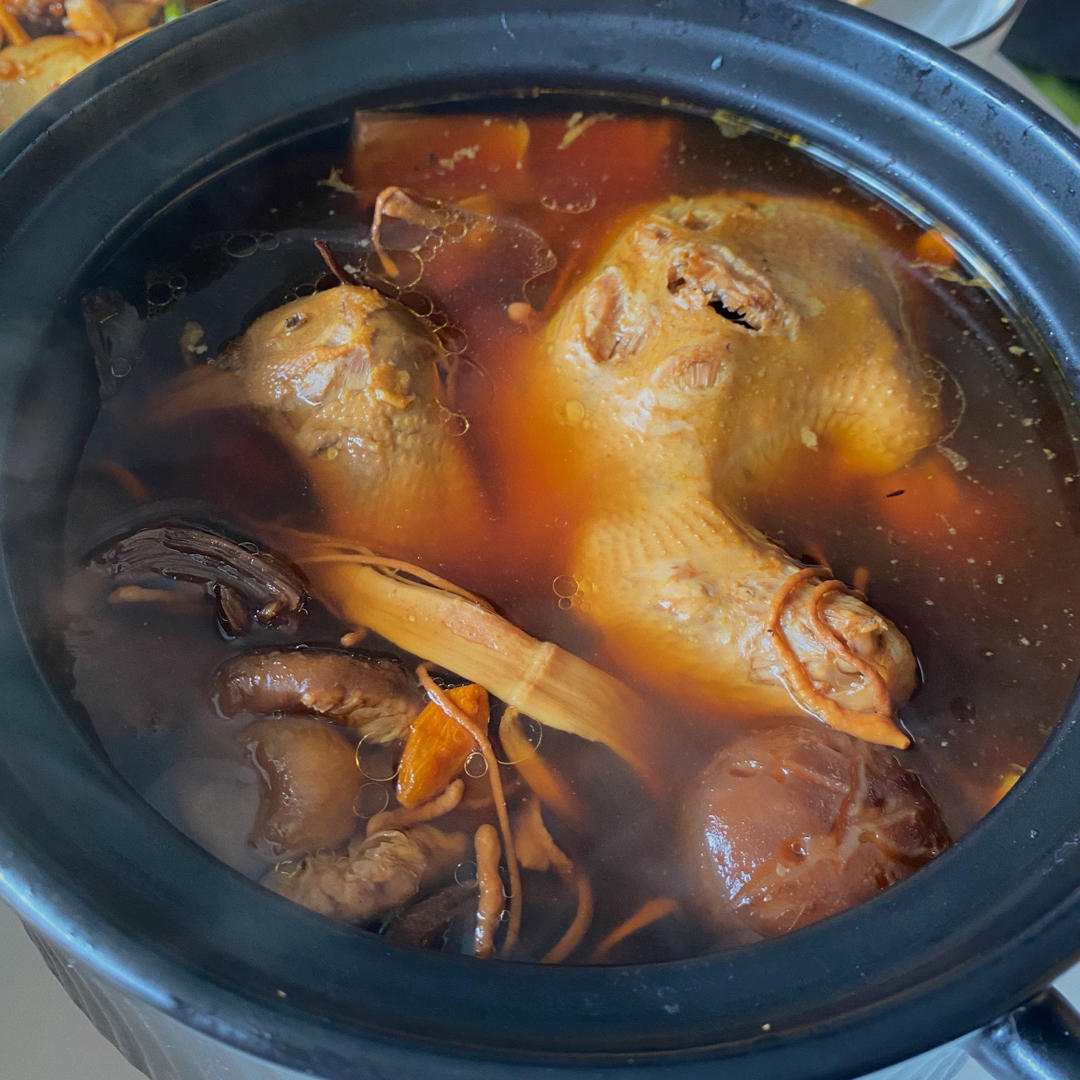 中华小当家二号做的炖鸽子汤