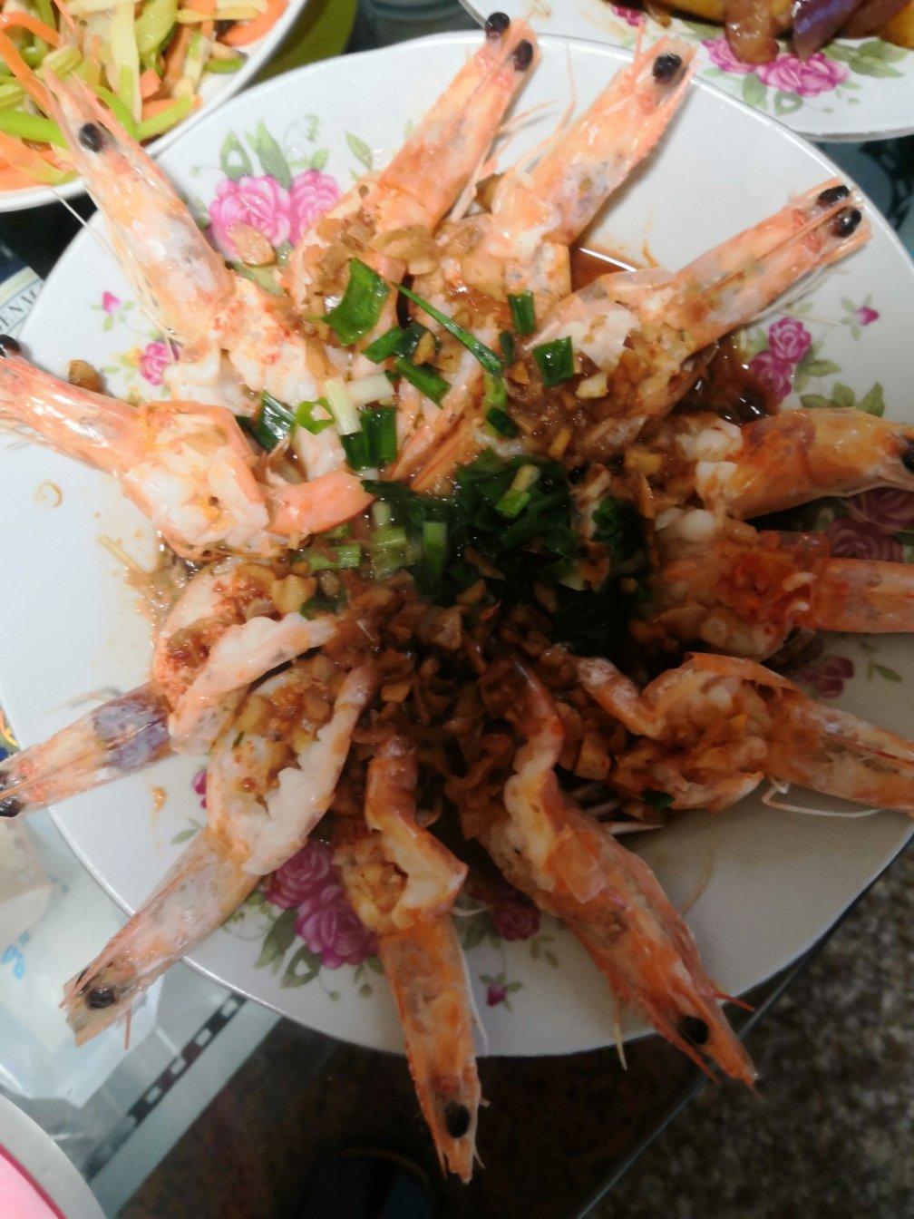 蒜蓉粉丝蒸虾