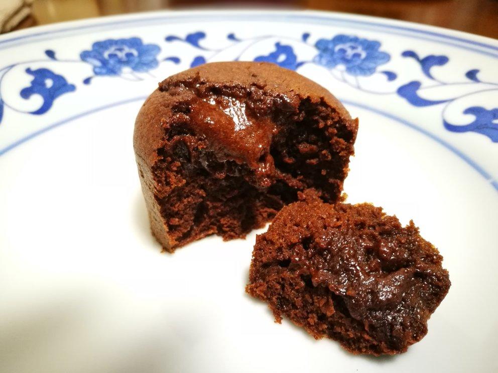 巧克力熔岩蛋糕(全图文超简单)