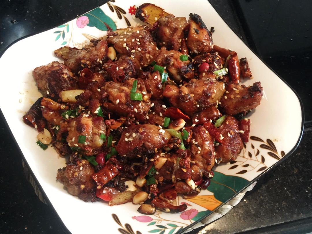 过年🧨露一手！辣子鸡翅麻辣过瘾~下酒必备