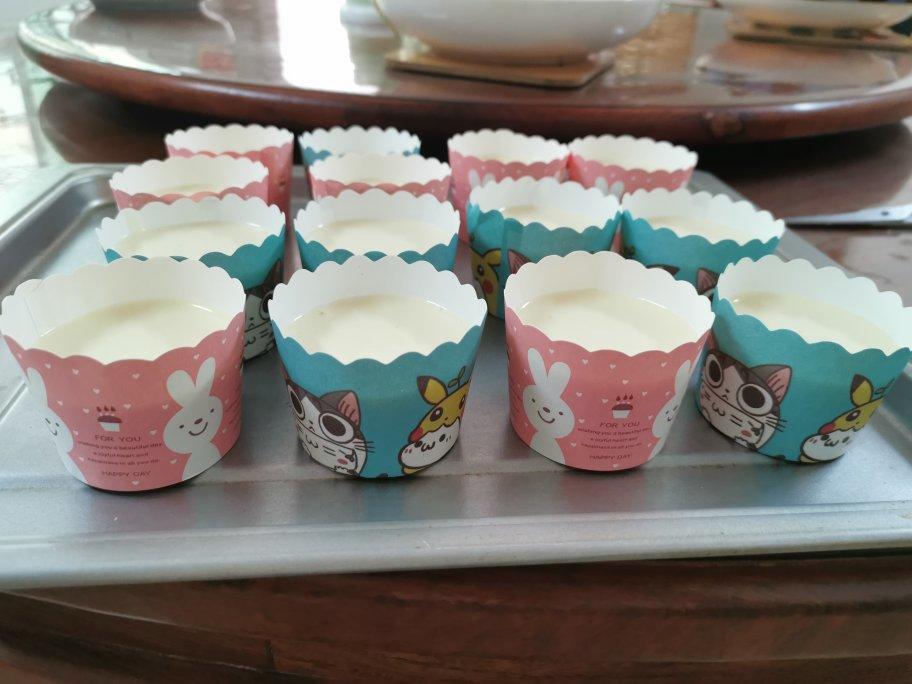 不塌不凹的纸杯戚风蛋糕