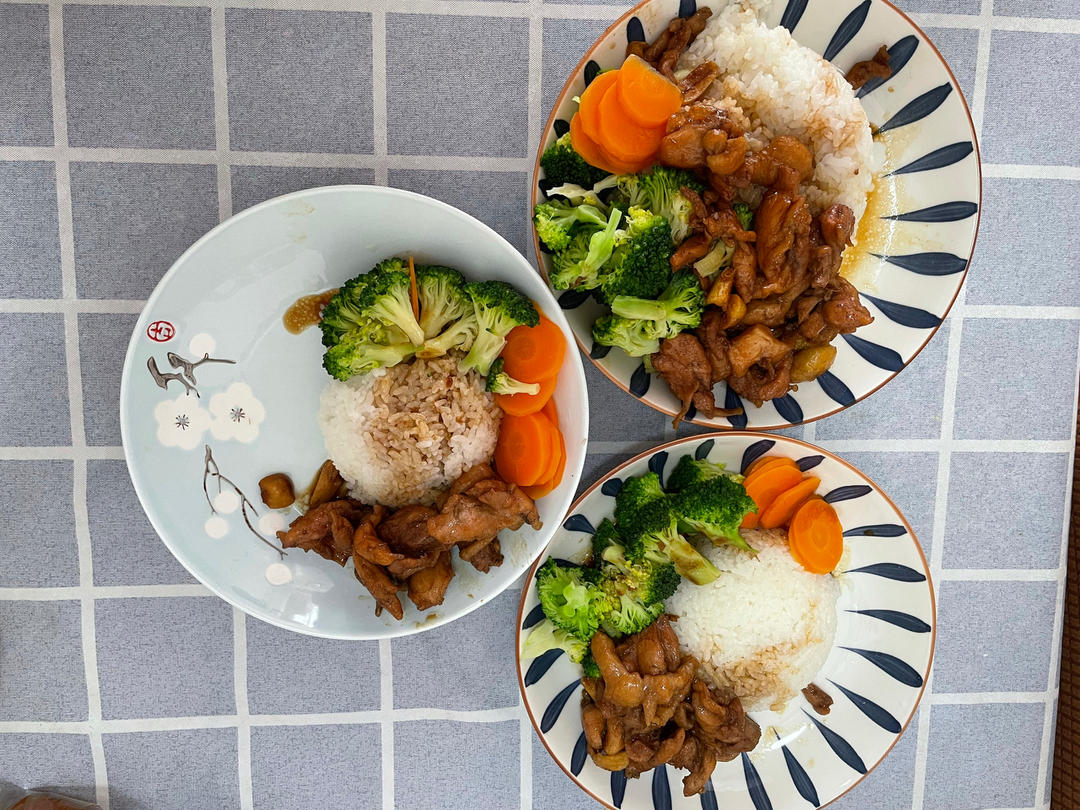 照烧鸡腿饭