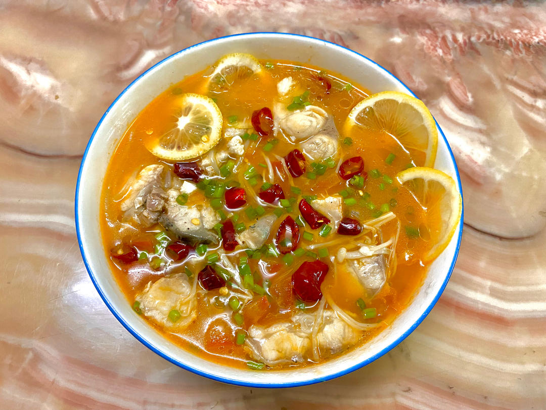 酸酸微辣的番茄鱼，又是愉快吃鱼的一天