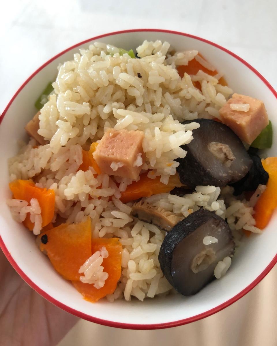 懒人电饭煲海参腊肉饭