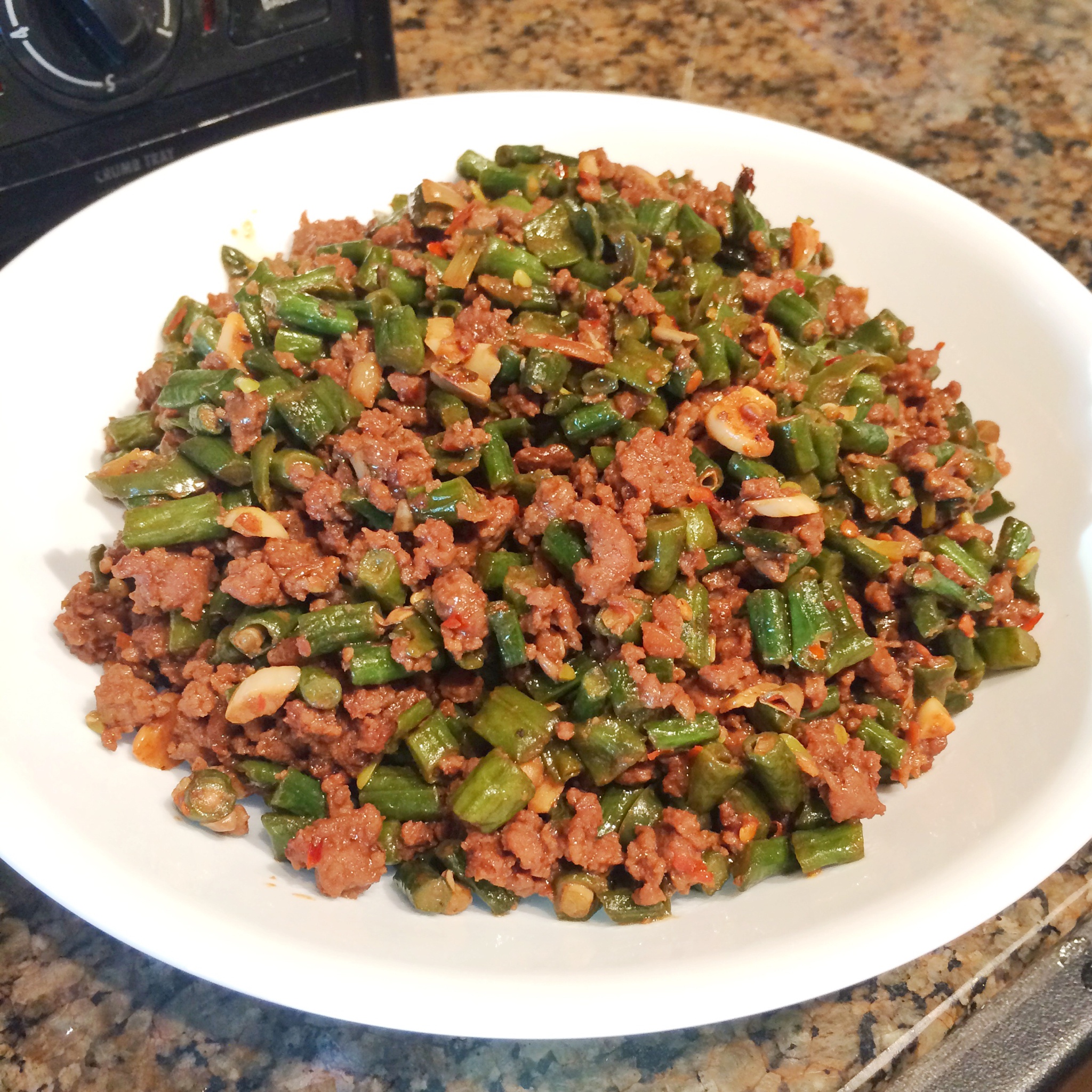 肉沫豆角下饭菜