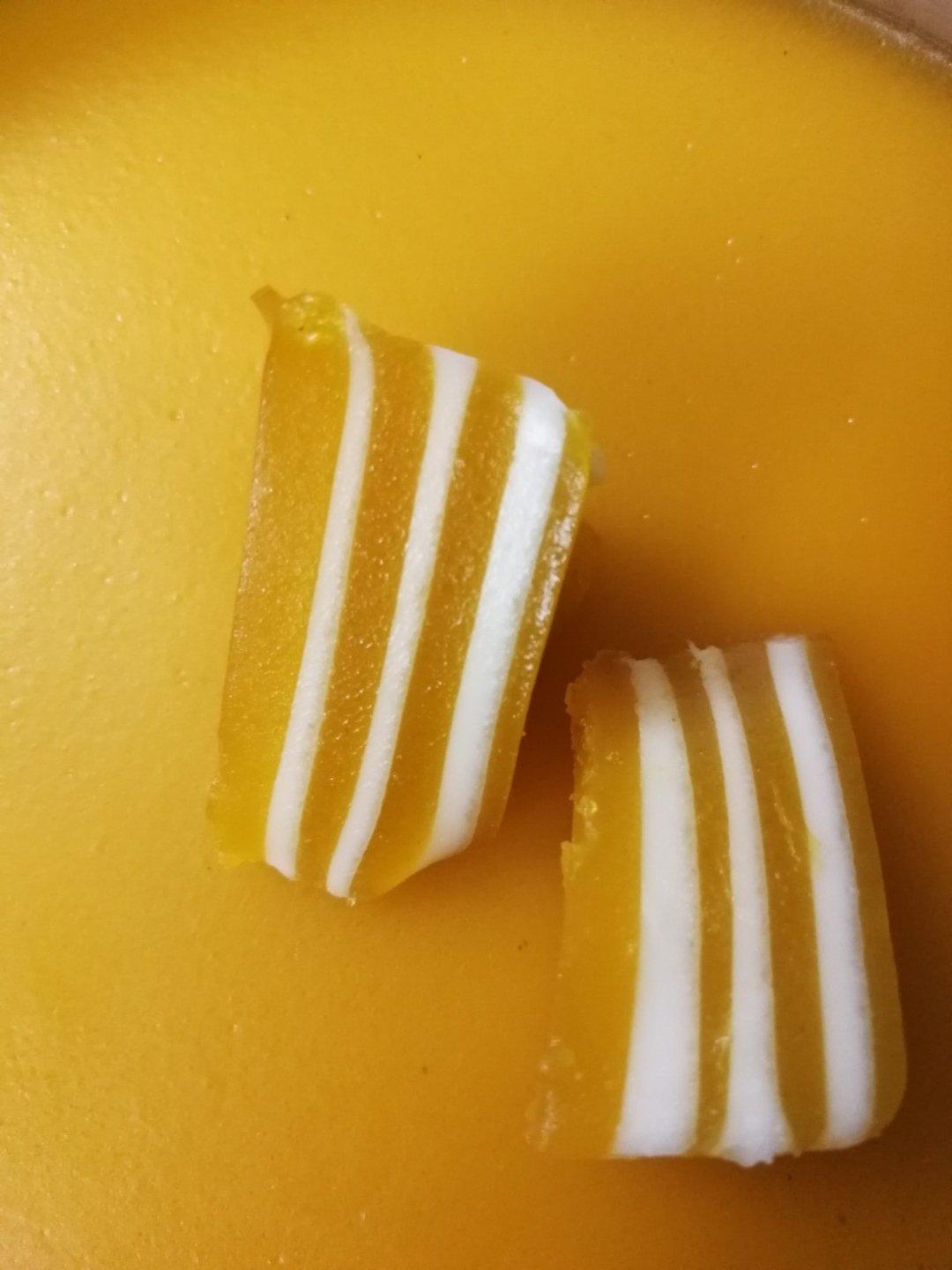 美味的“马蹄千层糕”（椰奶南瓜味）