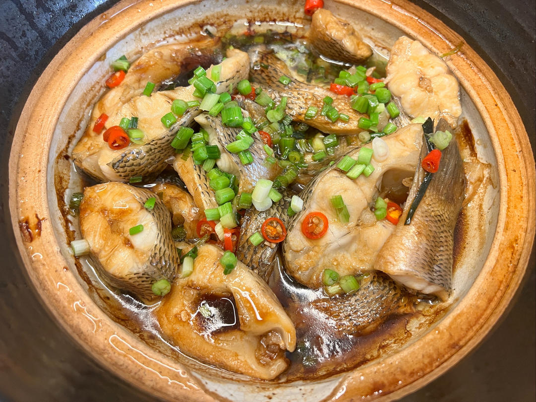 葱香焗鲈鱼